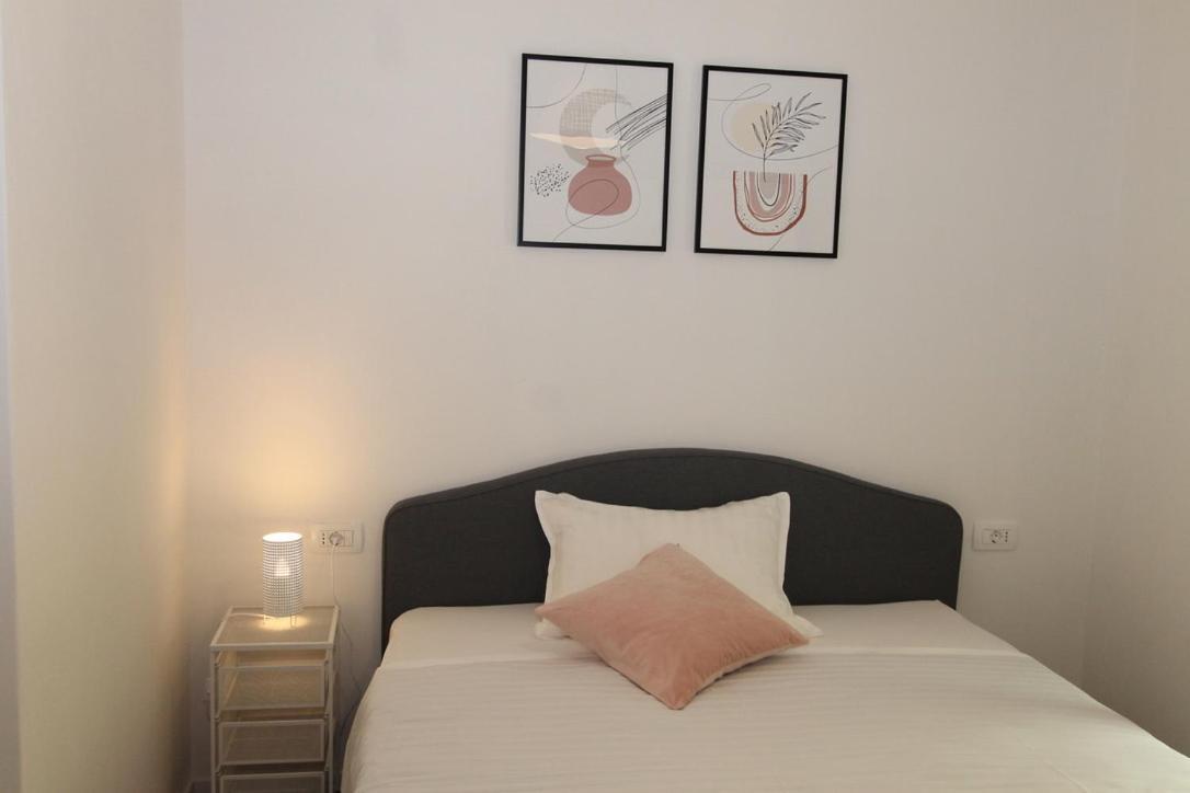 L Apartment Raša Eksteriør bilde